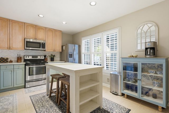 733 Ralston Court, Mount Pleasant, SC 29464