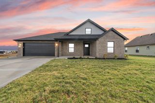 807 Mohawk Drive, Richmond, KY 40475