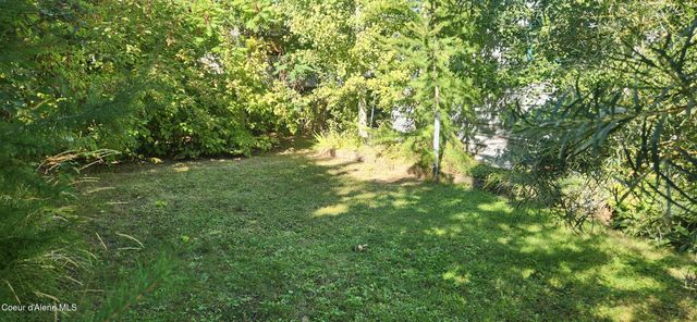 8323 W Meadow Brook Cir, Rathdrum, ID 83858