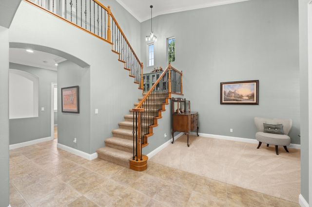 217 Baroness Ct, Roseville, CA 95747