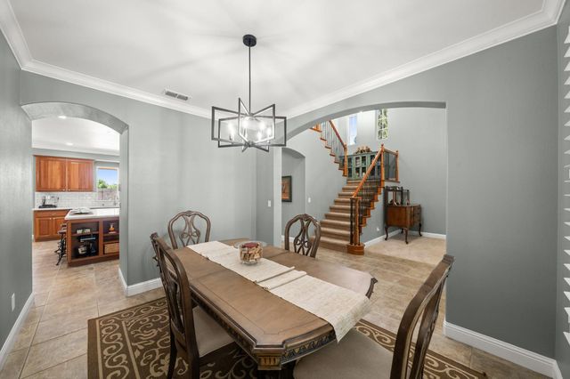 217 Baroness Ct, Roseville, CA 95747