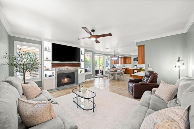 217 Baroness Ct, Roseville, CA 95747