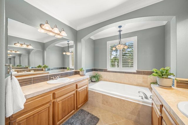 217 Baroness Ct, Roseville, CA 95747