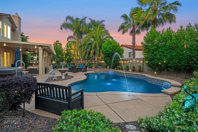217 Baroness Ct, Roseville, CA 95747
