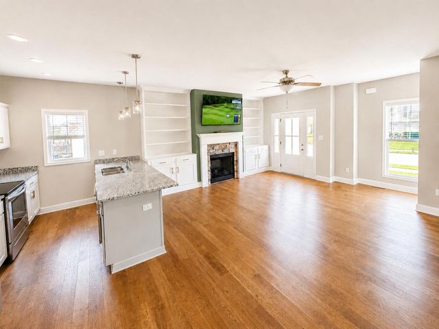 201 James Thomas Way, Richmond, KY 40475