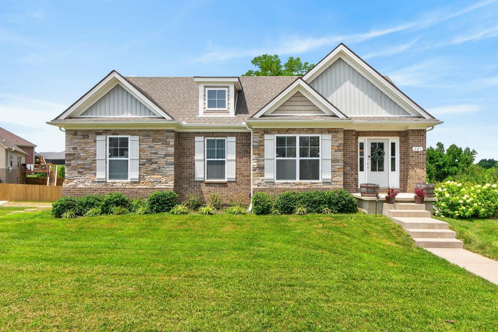 201 James Thomas Way, Richmond, KY 40475