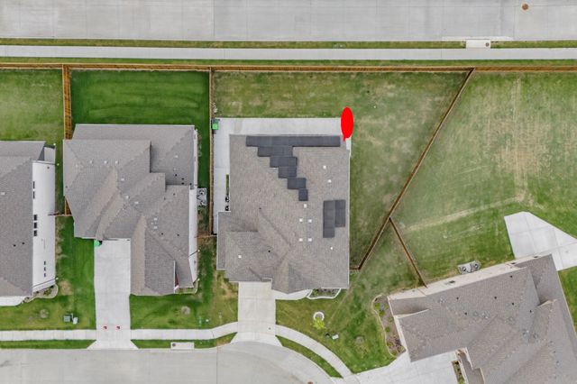 1736 Erin Street, Little Elm, TX 75068