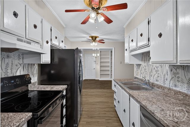 106 Greenbriar Drive, Savannah, GA 31419