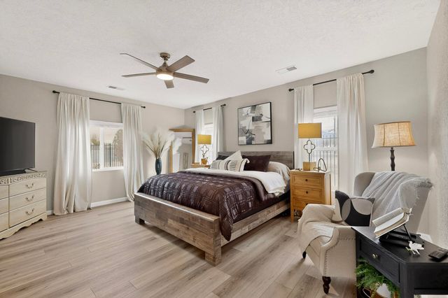 202 Wayne Road NW, Albuquerque, NM 87114