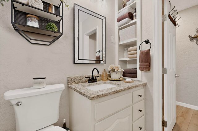 202 Wayne Road NW, Albuquerque, NM 87114