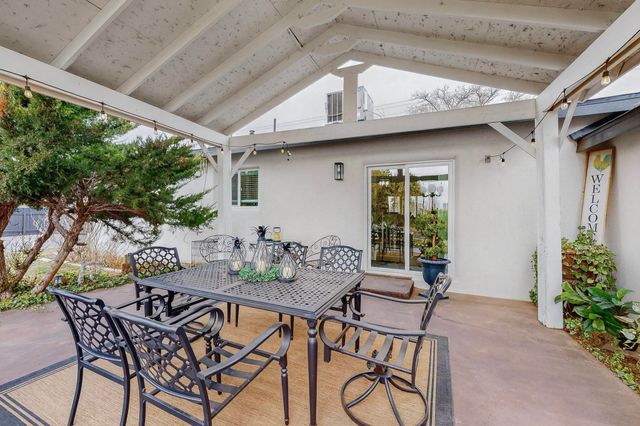 202 Wayne Road NW, Albuquerque, NM 87114