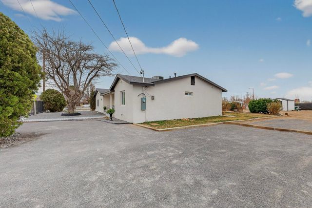 202 Wayne Road NW, Albuquerque, NM 87114