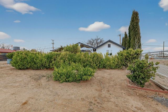 202 Wayne Road NW, Albuquerque, NM 87114