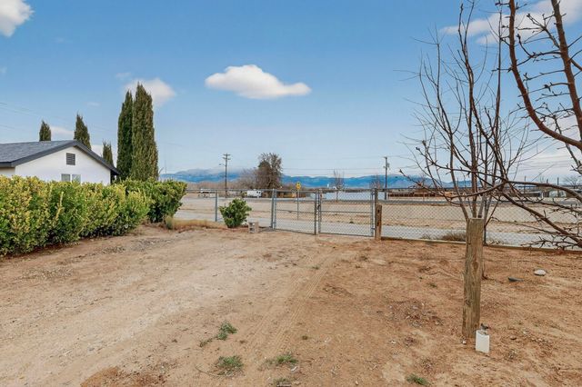 202 Wayne Road NW, Albuquerque, NM 87114