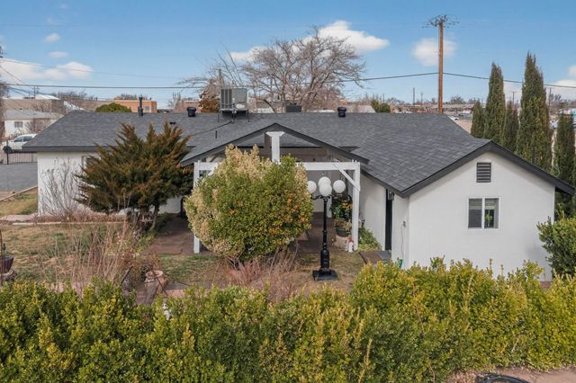 202 Wayne Road NW, Albuquerque, NM 87114