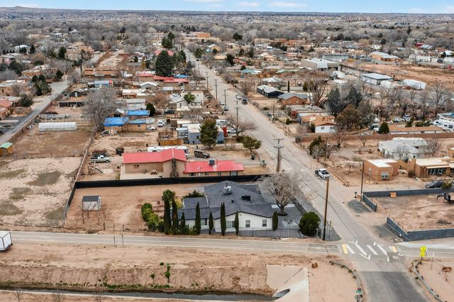 202 Wayne Road NW, Albuquerque, NM 87114