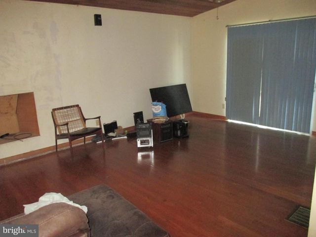 355 GRAND AVE, Keyser, WV 26726