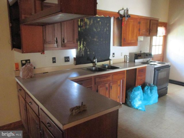 355 GRAND AVE, Keyser, WV 26726