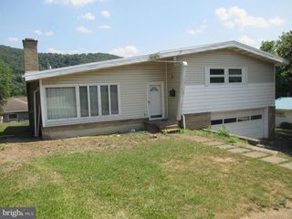 355 GRAND AVE, Keyser, WV 26726
