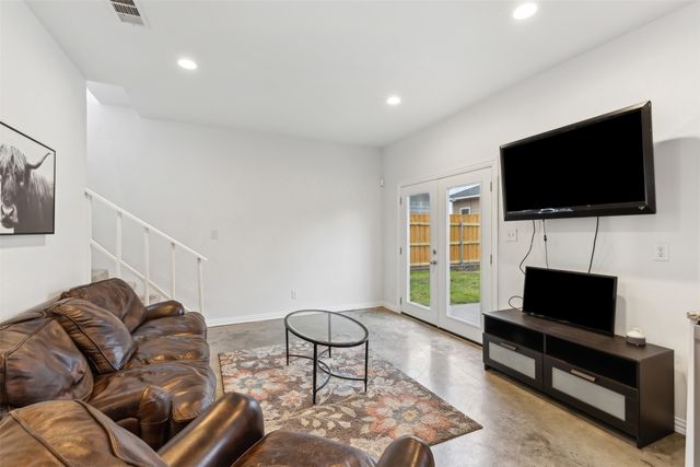 3314 Pueblo Street, Dallas, TX 75212