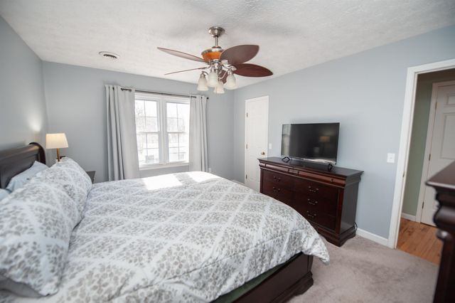 215 Chickamauga Ln, Simpsonville, SC 29681