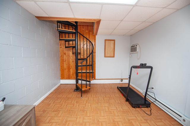 215 Chickamauga Ln, Simpsonville, SC 29681