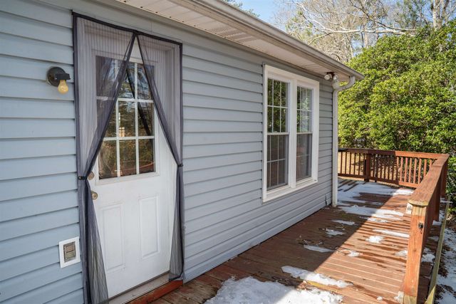 215 Chickamauga Ln, Simpsonville, SC 29681