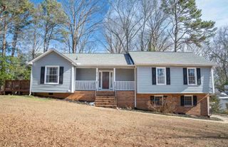 215 Chickamauga Ln, Simpsonville, SC 29681