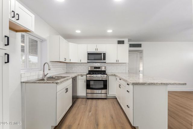 501 E MADDEN Drive, Avondale, AZ 85323