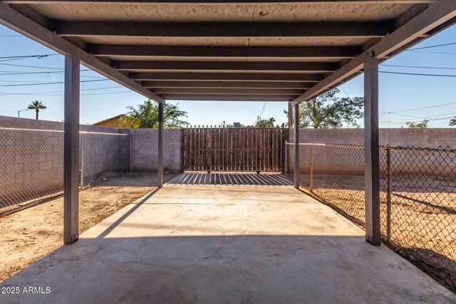 501 E MADDEN Drive, Avondale, AZ 85323