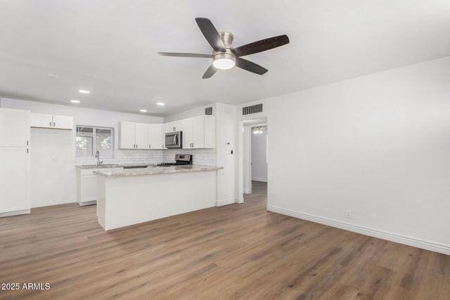 501 E MADDEN Drive, Avondale, AZ 85323