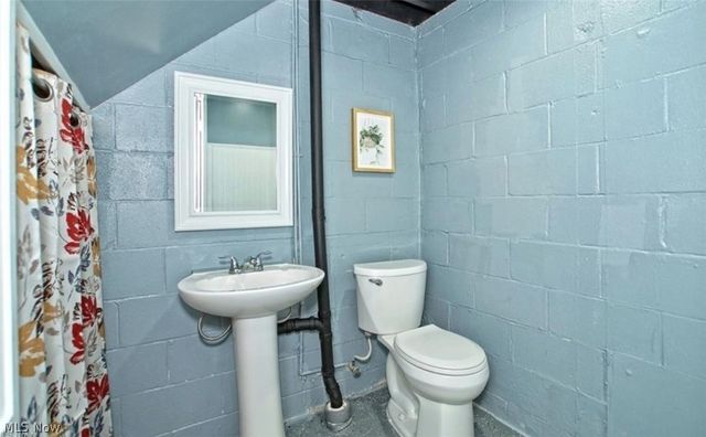 428 Aqueduct Street, Akron, OH 44303