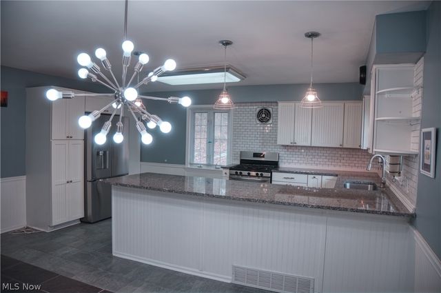 428 Aqueduct Street, Akron, OH 44303