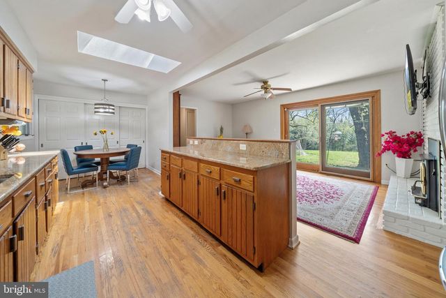 104 NEPTUNE DR, Newark, DE 19711