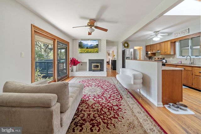 104 NEPTUNE DR, Newark, DE 19711