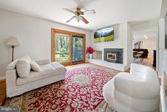 104 NEPTUNE DR, Newark, DE 19711