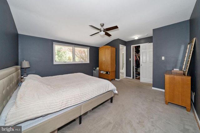 104 NEPTUNE DR, Newark, DE 19711