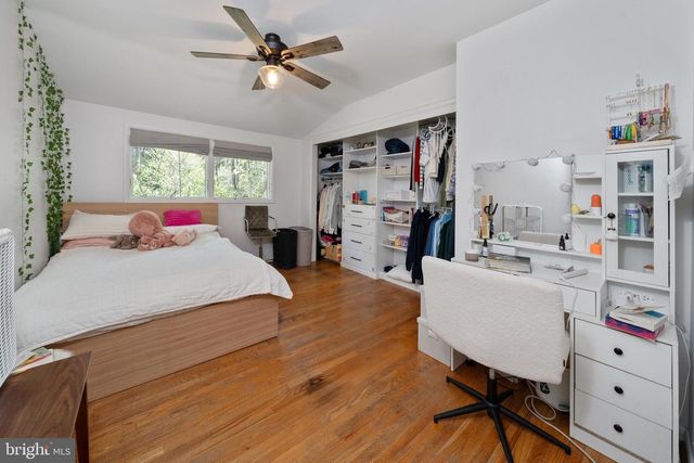104 NEPTUNE DR, Newark, DE 19711