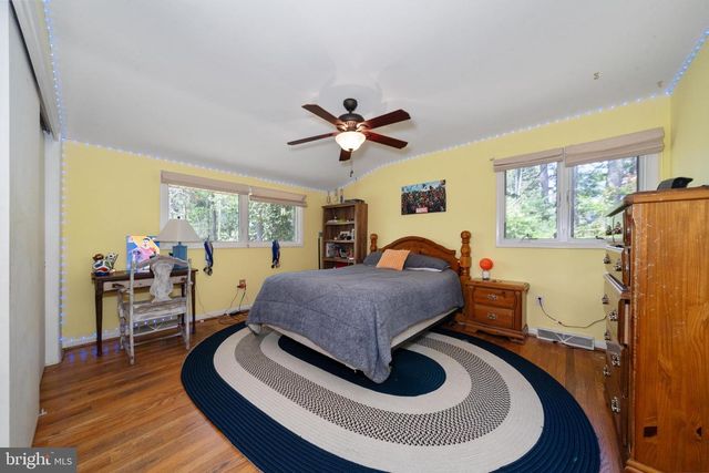 104 NEPTUNE DR, Newark, DE 19711