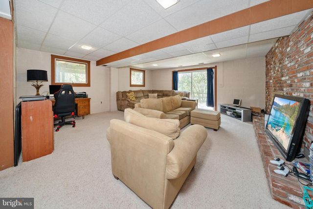 104 NEPTUNE DR, Newark, DE 19711