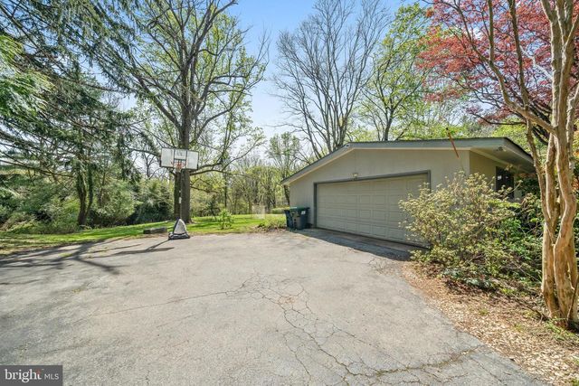 104 NEPTUNE DR, Newark, DE 19711