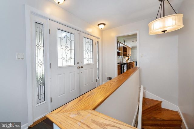 104 NEPTUNE DR, Newark, DE 19711