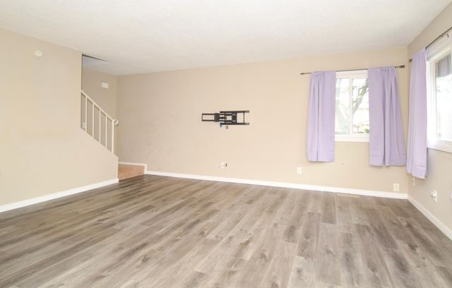 6410 83rd Court N, Brooklyn Park, MN 55445