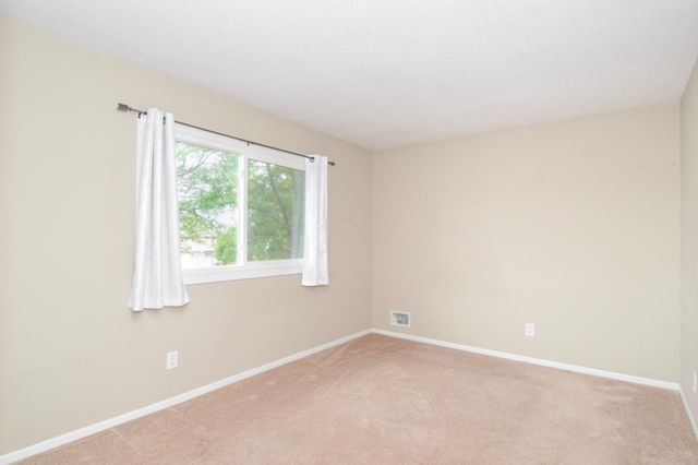6410 83rd Court N, Brooklyn Park, MN 55445