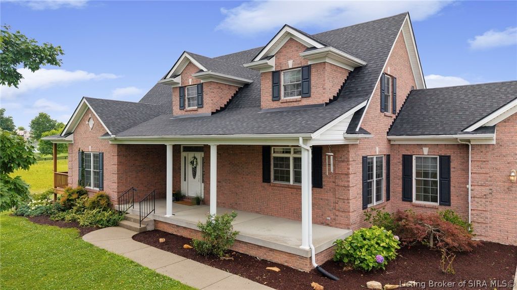 213 Colonels Way W, Henryville, IN 47126