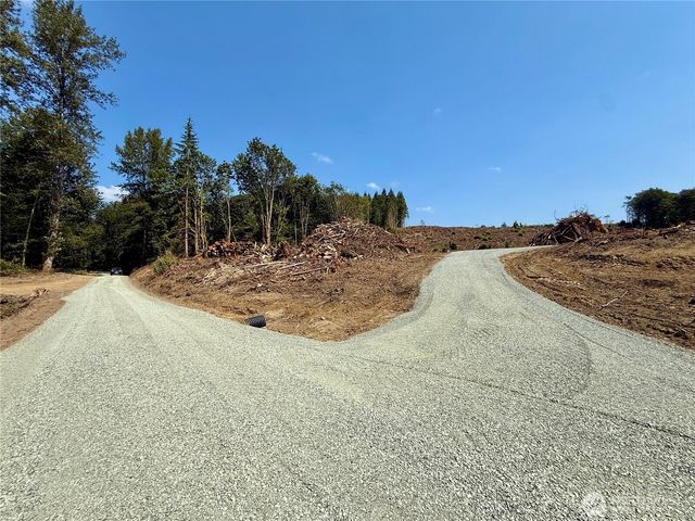 27413 Old Pipeline Road, Monroe, WA 98272