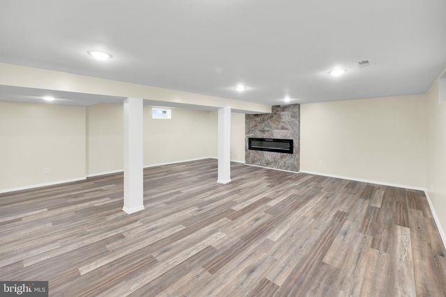 331 LOGAN AVE, Glenside, PA 19038