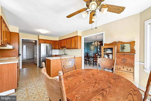 23021 WILD HUNT DR, Gaithersburg, MD 20882