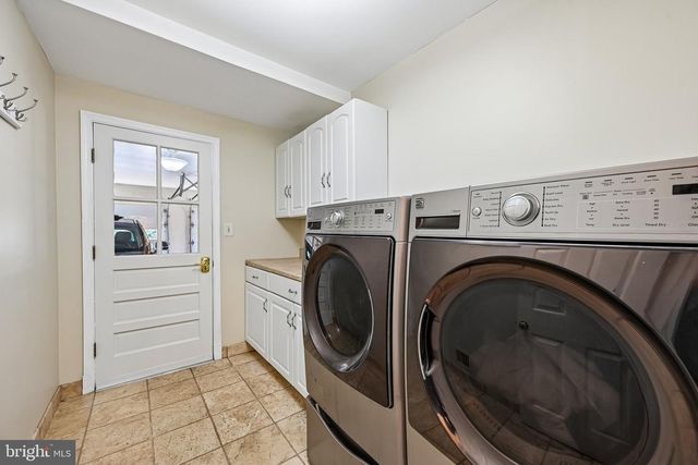 23021 WILD HUNT DR, Gaithersburg, MD 20882