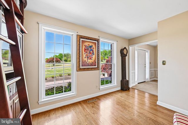 23021 WILD HUNT DR, Gaithersburg, MD 20882